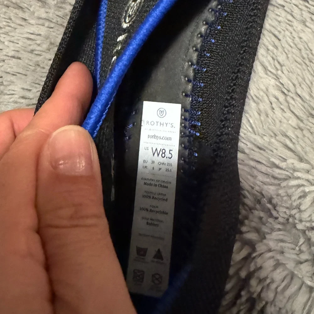 Rothy’s the point flat back 8.5 - Picture 3 of 3